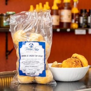 Broinha-de-canjica-com-queijo-congelada