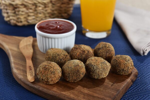 Bolinho-de-feijoada-Que-bomm